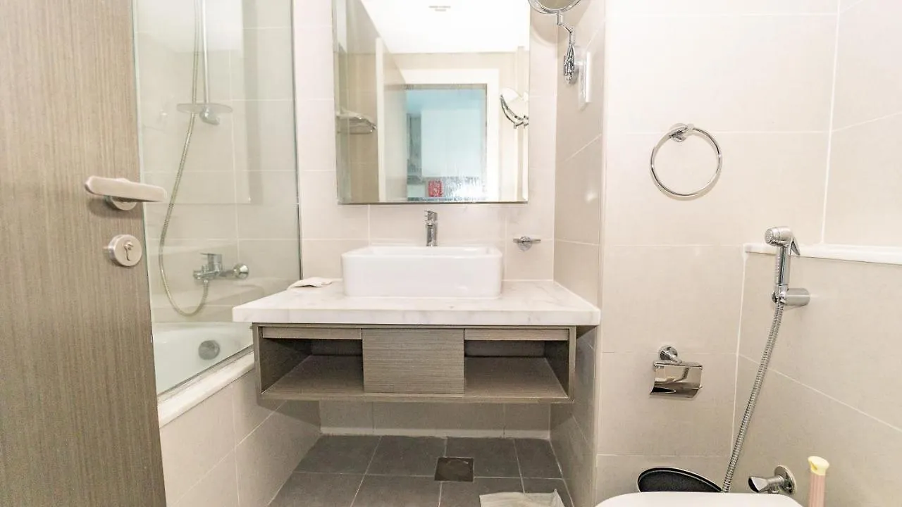 Sleek Studio In Business Bay With Canal View Business Bay, Ντουμπάι