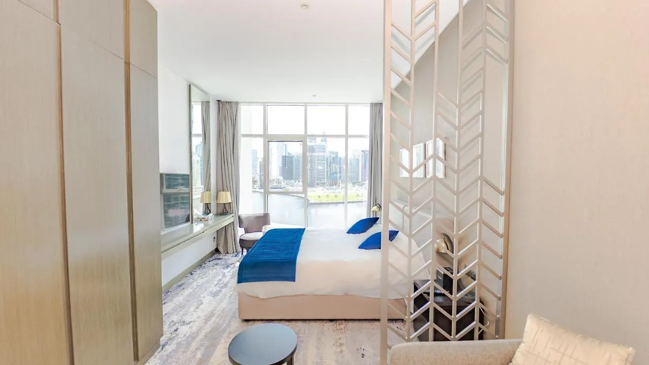 Appartamento Sleek Studio In Business Bay With Canal View Business Bay, Dubai